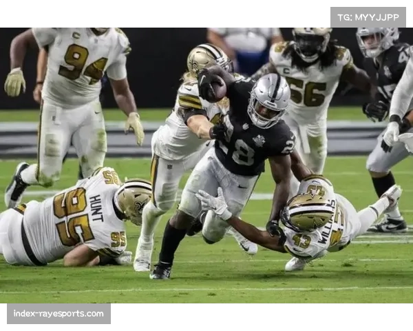 圣徒防守二线区域联防效果显著限制对手传球